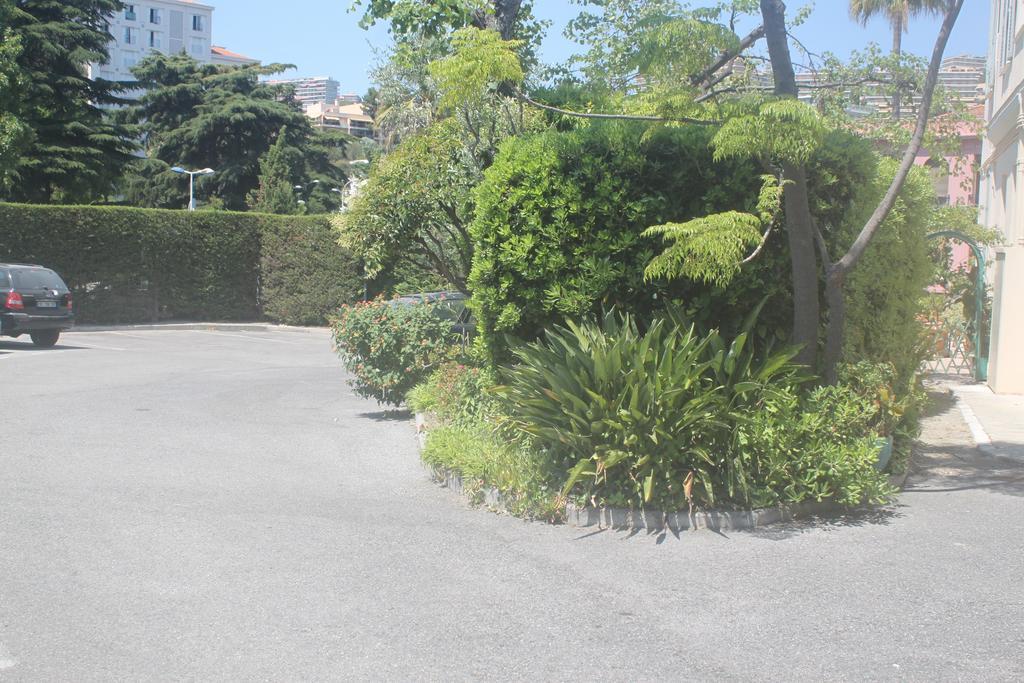 Apartment Villa Anahit Nice Bagian luar foto
